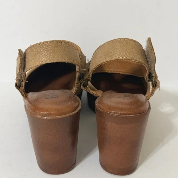 b.o.c. Tan Faux Leather Platform Clog Women 6M Sandals Wood Wedge Heel - Picture 4 of 15